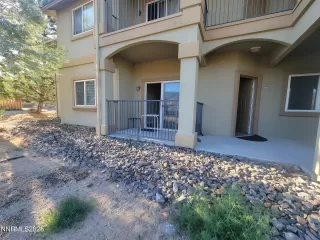 Photo #2: 250052429 Listing 