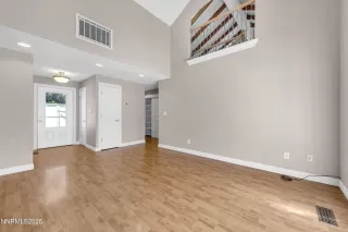 Photo #6: 250052448 Listing 