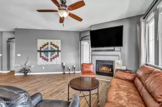 Photo #2: 250052524 Listing