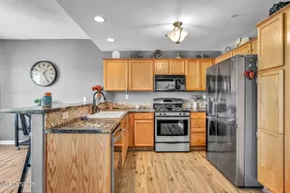 Photo #4: 250052524 Listing