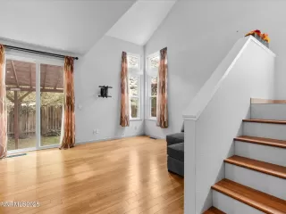 Photo #4: 250052594 Listing 