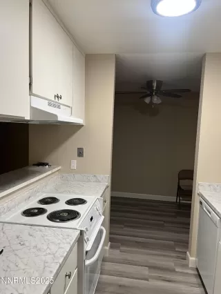 Photo #5: 250052604 Listing 