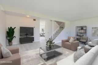 Photo #2: 250052689 Listing 