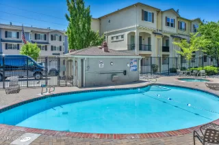 Photo #1: 250052749 Listing