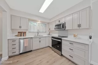 Photo #3: 250052756 Listing