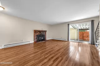 Photo #5: 250052758 Listing 