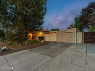 Photo #2: 250052796 Listing