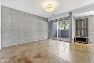 Photo #2: 250052838 Listing