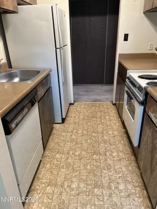 Photo #4: 250052891 Listing 