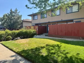 Photo #1: 250052917 Listing 