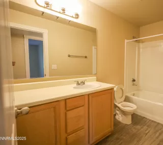 Photo #5: 250052944 Listing