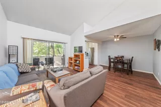 Photo #6: 250052952 Listing 