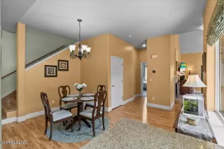 Photo #6: 250052986 Listing