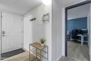 Photo #4: 250053010 Listing