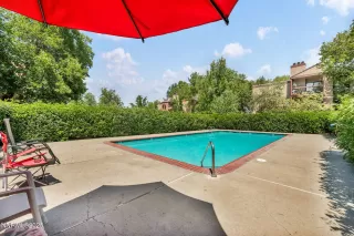 Photo #1: 250053017 Listing 