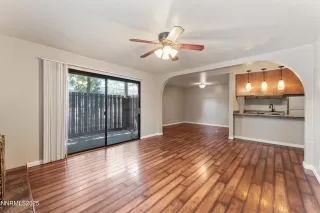 Photo #1: 250053084 Listing 