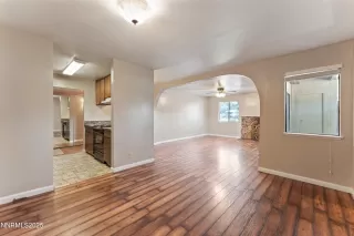 Photo #5: 250053084 Listing 