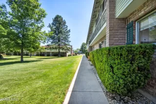 Photo #2: 250053087 Listing 