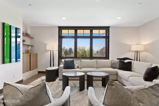 Photo #1: 250053103 Listing 