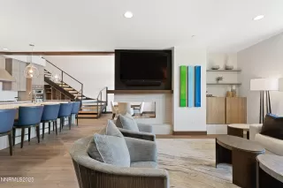 Photo #2: 250053103 Listing 