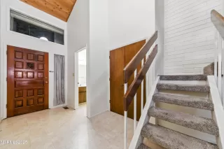 Photo #2: 250053112 Listing