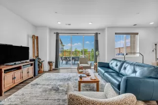 Photo #1: 250053177 Listing 