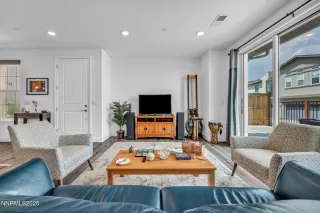 Photo #3: 250053177 Listing 