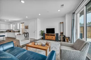 Photo #4: 250053177 Listing 