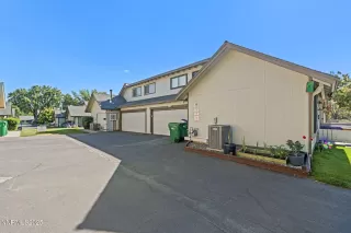 Photo #2: 250053194 Listing