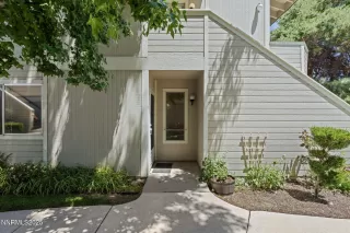 Photo #2: 250053213 Listing 