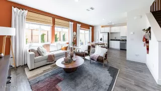 Photo #2: 250053218 Listing