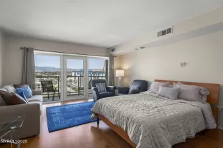 Photo #4: 250053263 Listing