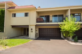 Photo #1: 250053305 Listing