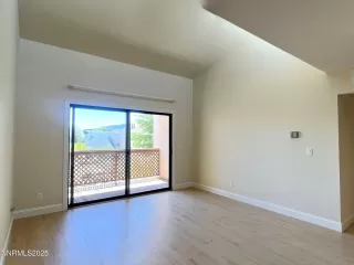 Photo #1: 250053363 Listing