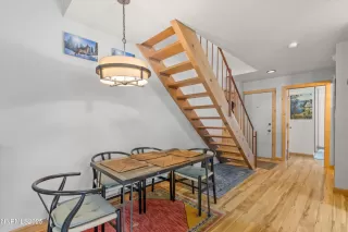 Photo #1: 250053404 Listing