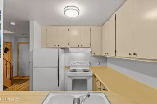 Photo #6: 250053404 Listing