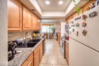 Photo #3: 250053405 Listing