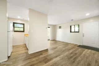 Photo #4: 250053407 Listing 