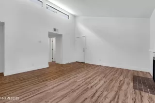 Photo #5: 250053473 Listing 