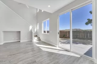 Photo #6: 250053497 Listing 