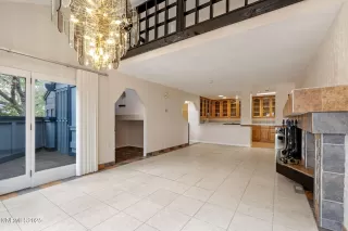 Photo #1: 250053513 Listing