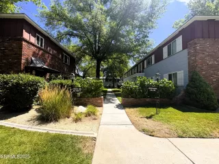Photo #2: 250053612 Listing