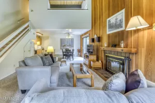 Photo #5: 250053618 Listing