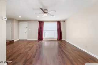 Photo #1: 250053647 Listing 