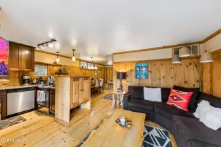 Photo #4: 250053680 Listing 