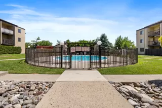 Photo #5: 250053715 Listing