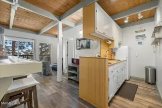 Photo #3: 250053743 Listing 