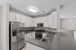 Photo #6: 250053796 Listing