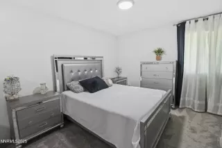 Photo #5: 250053803 Listing