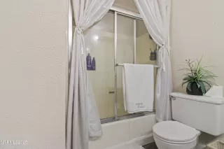 Photo #6: 250053803 Listing